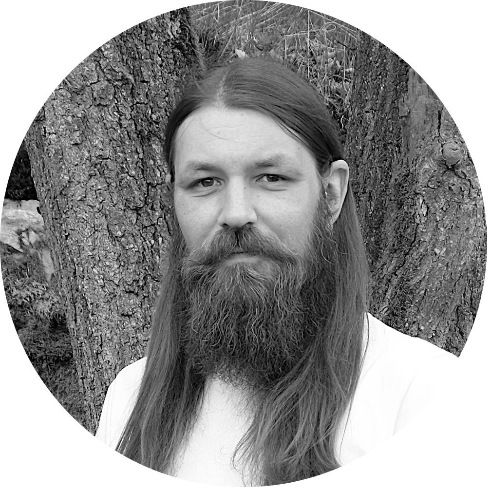 Hajo Fabinyi, ADHS-Sparringspartner, Porträt vor einem alten Baum